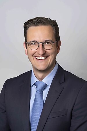 Porträt Adrian von Burg
